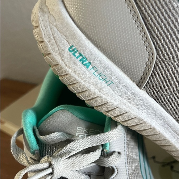 Skechers Women's Gray and Teal Golf Shoes - Picture 8 of 8